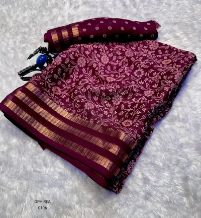 Lightweight Georgette Saree with Uniform Pattern and Designer Blouse